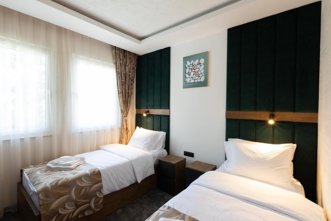 Hotel M Star Novi Pazar Esterno foto