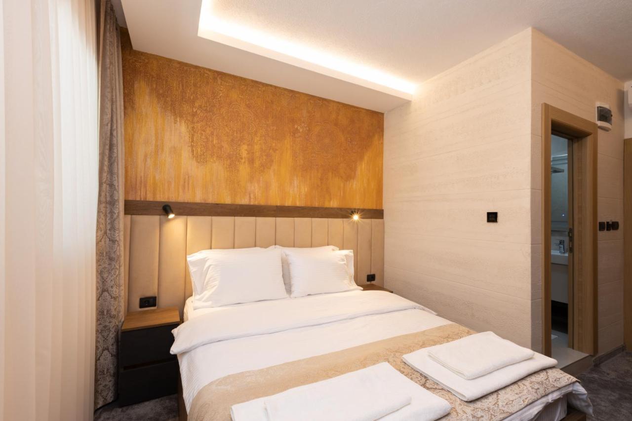 Hotel M Star Novi Pazar Esterno foto