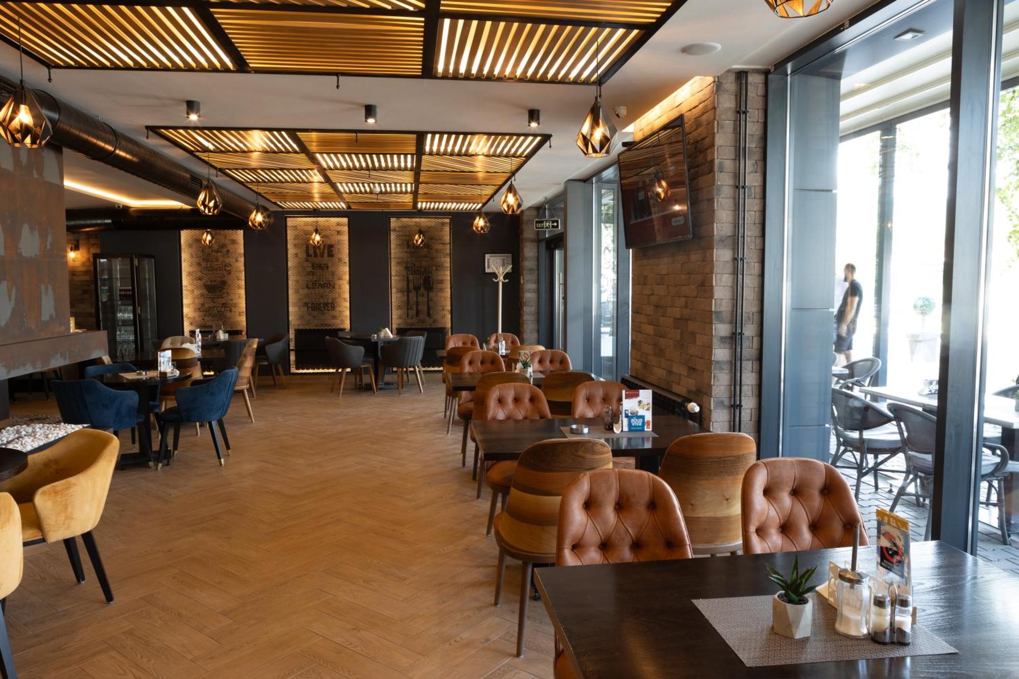 Hotel M Star Novi Pazar Esterno foto